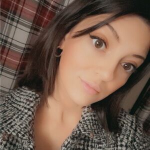 Meet your Posher, Sarah Dawn